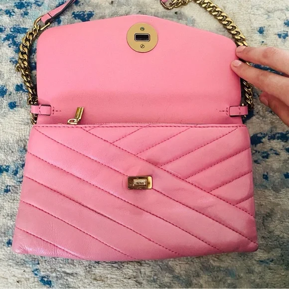 Tory Burch Pink Quilted Crossbody with Gold Chain - Picture 4 of 6